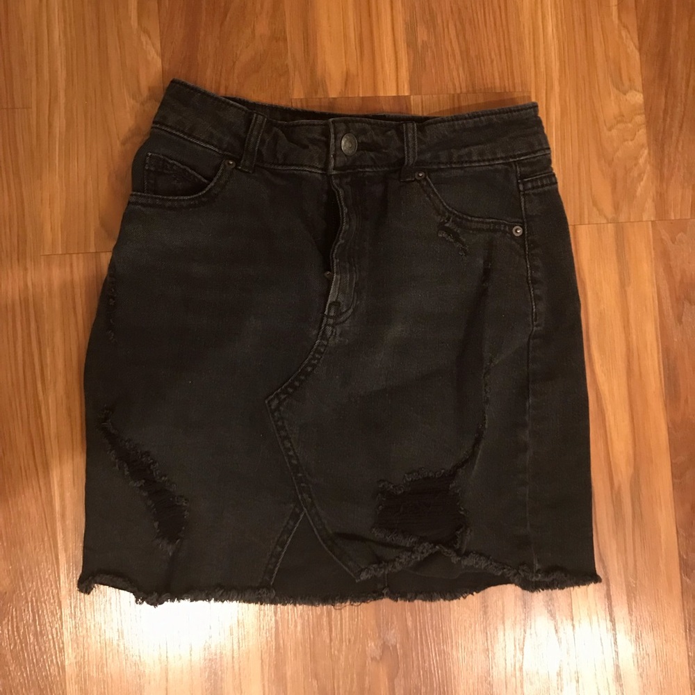 Short skirt